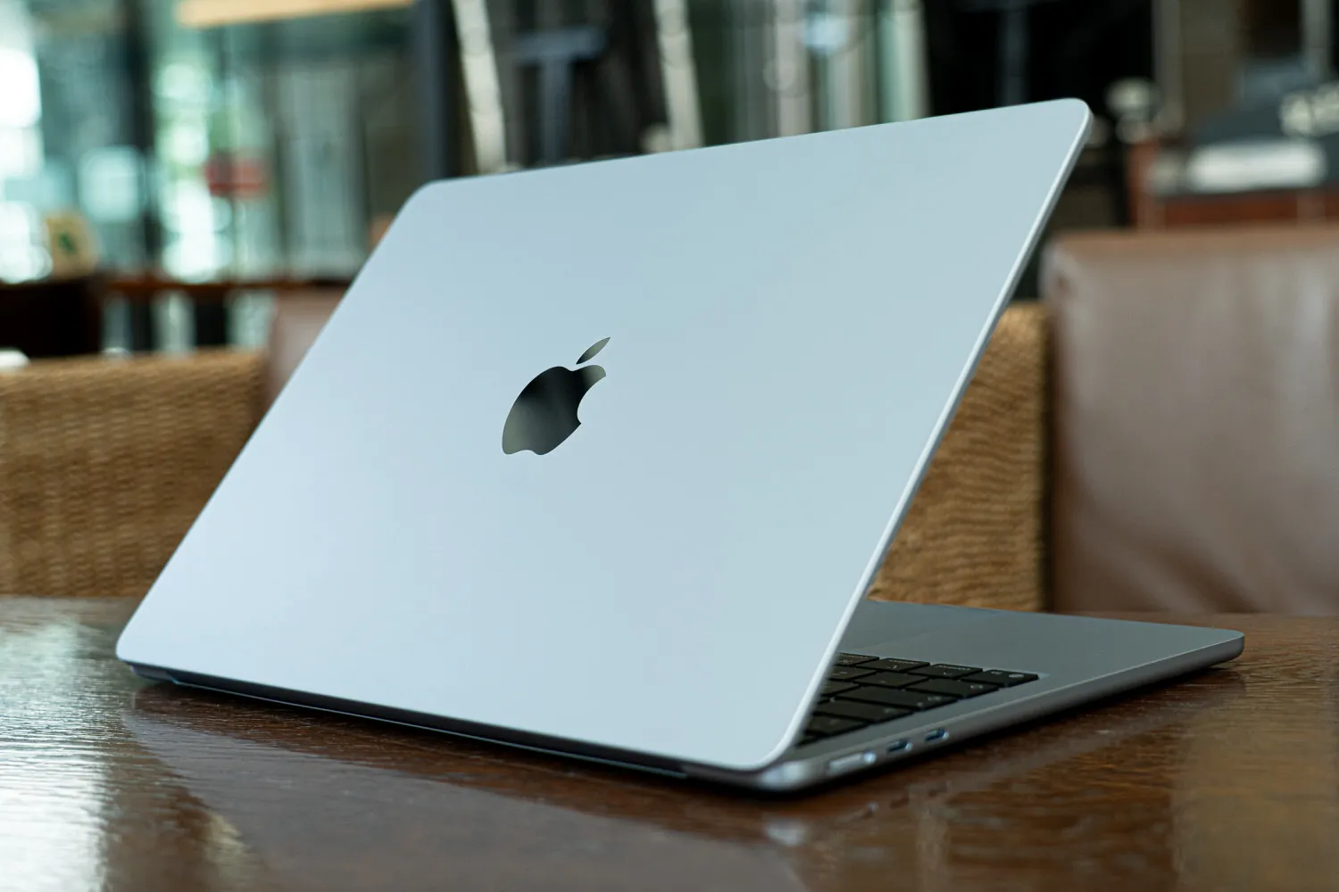 最新款 MacBook Air (M4) 在亚马逊黑色星期五以 25,000 日元的价格出售。最便宜的型号约14万日元起