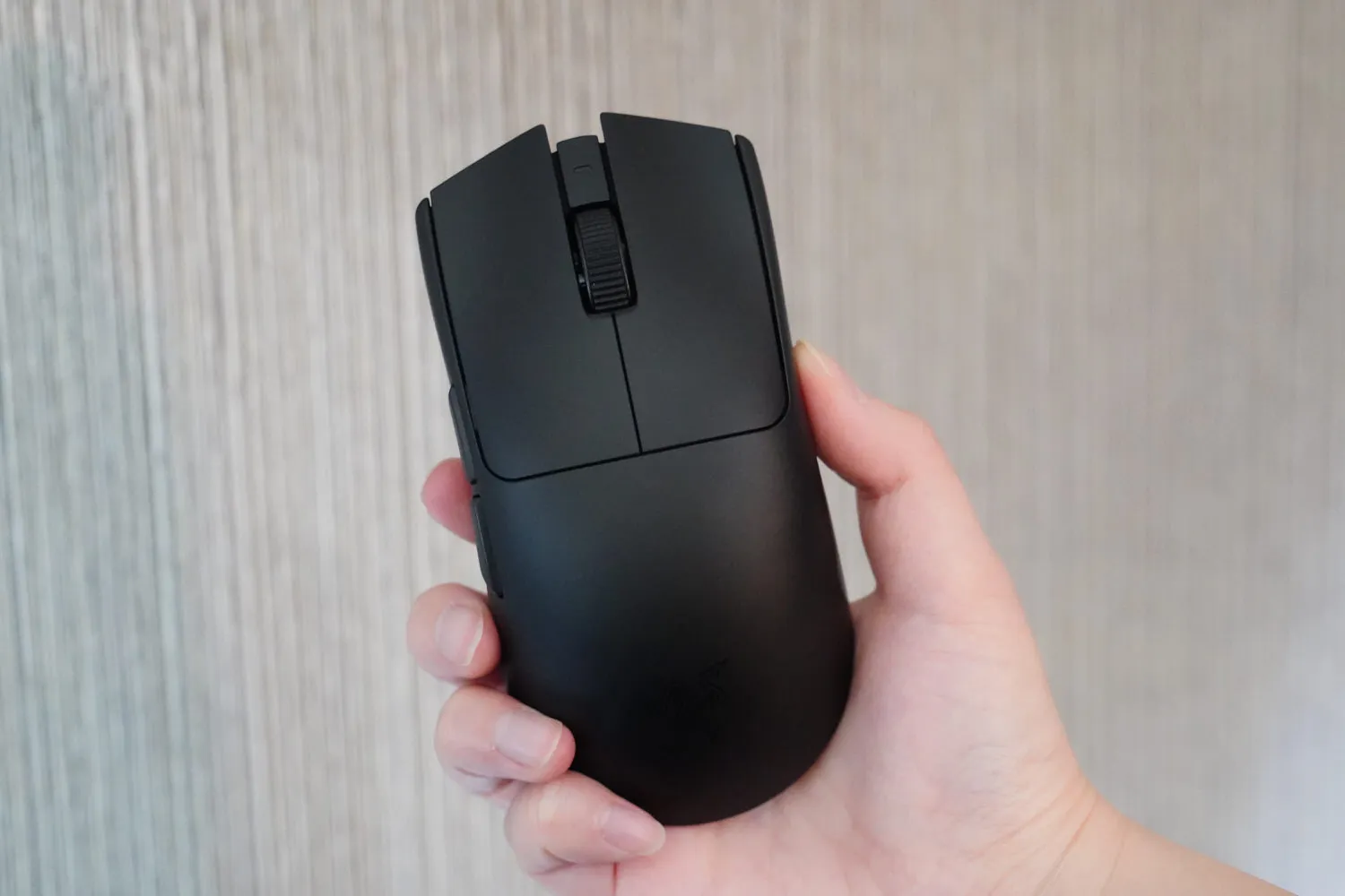 “Razer Viper V4 Pro”评测