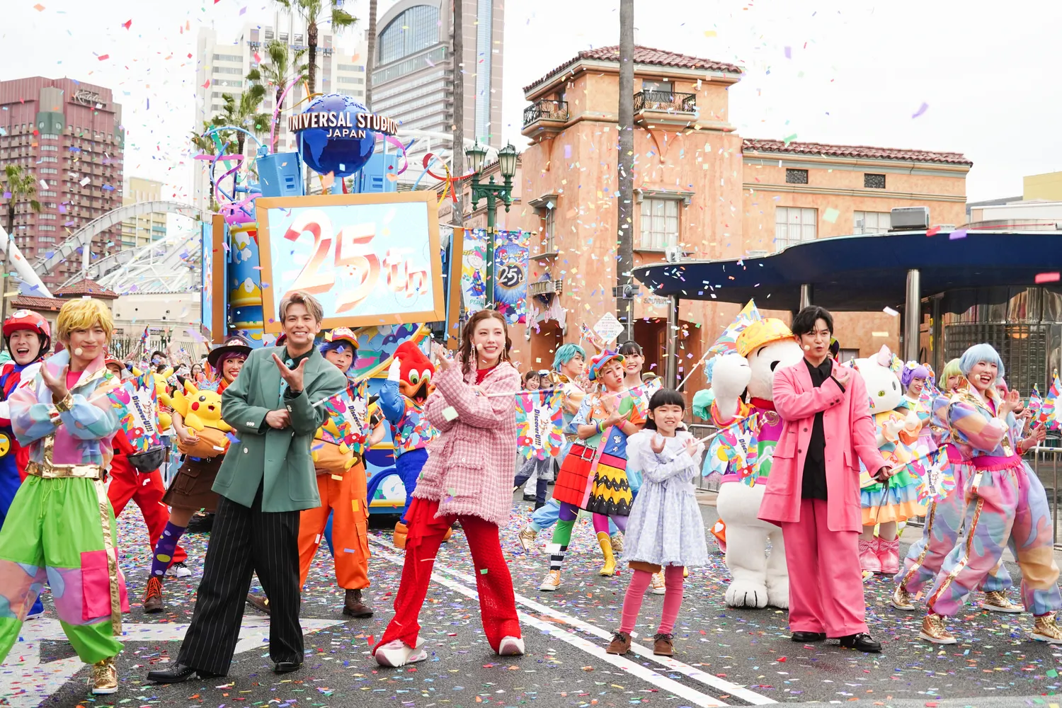 USJ 25周年庆典,Riisa Naka、Yuno Nagao等人与人气角色共舞庆祝