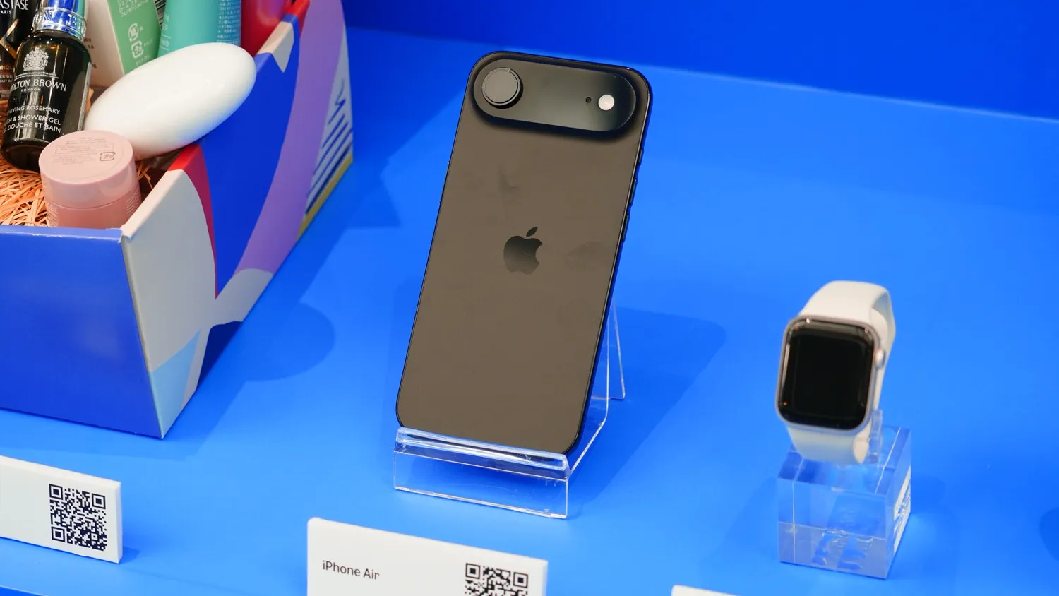 “iPhone Air”在亚马逊 Prime Day 首次发售。也适用于正品 MagSafe 保护壳